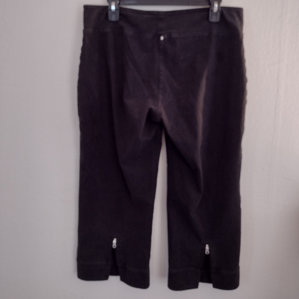 Neon Buddha Black Wide Leg Capri Yoga Pants w Back Ankle Zippers Size L